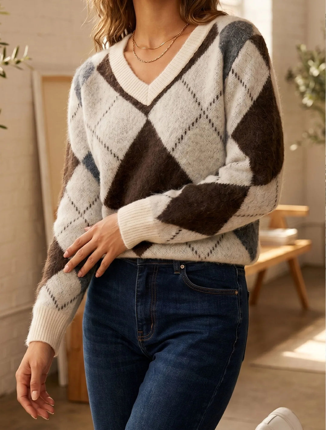 Alesha | Women's Diamond Argyle Knit Sweater  - Color:Off-White;Size:XS