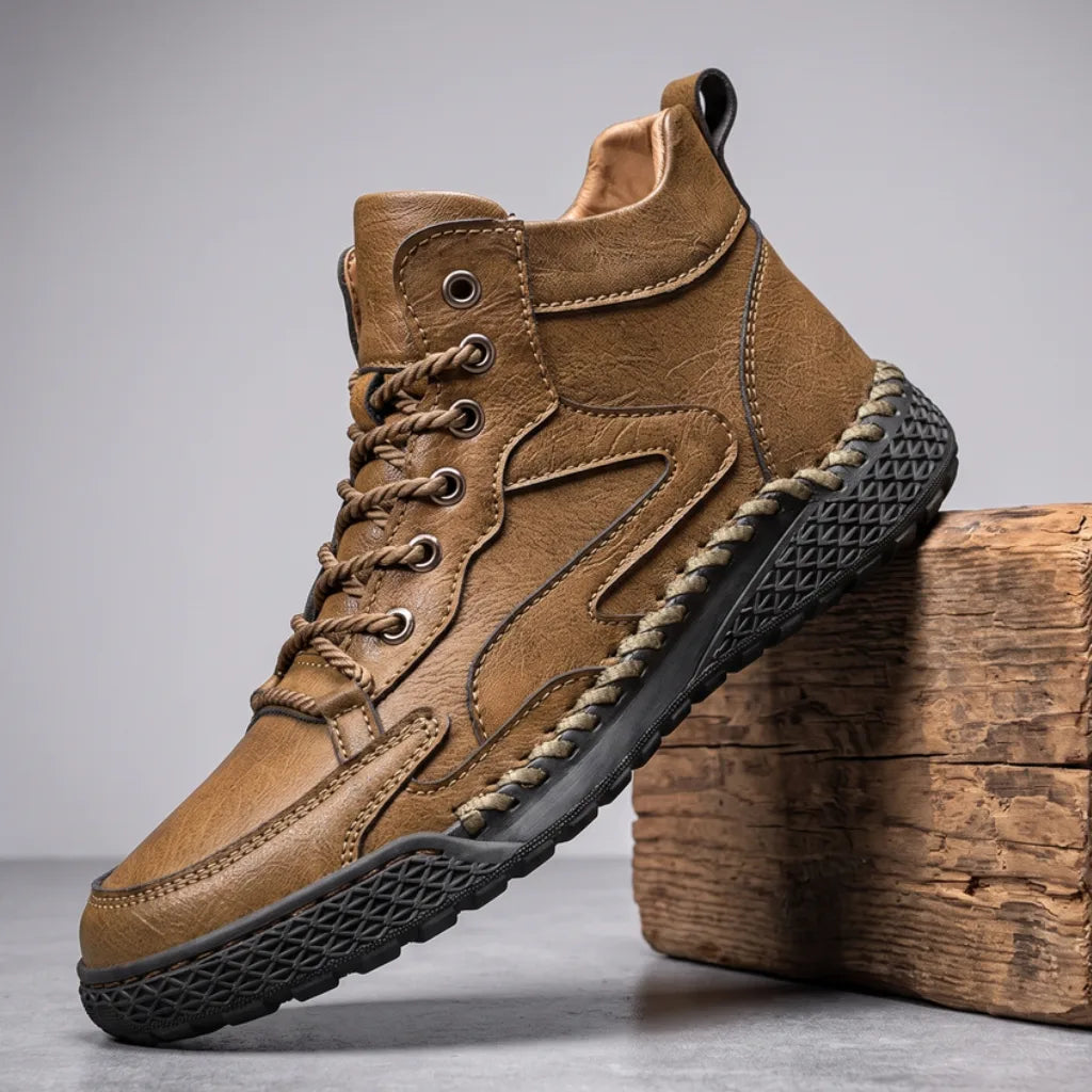Axel | Mens Fall Hiking Boots - Color:Dark Brown;Size:38