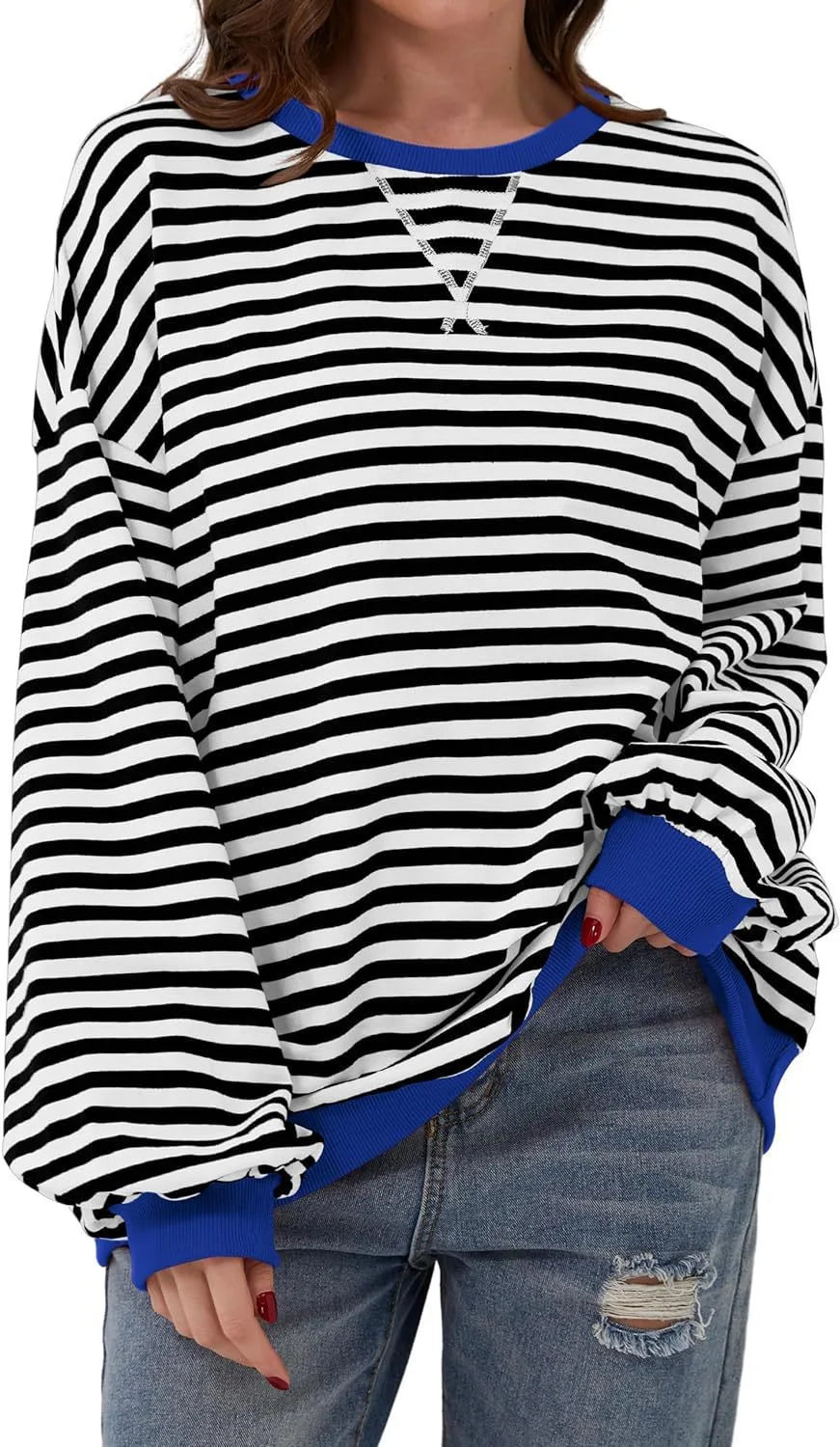 Celia | Women's Oversized Sweatshirt  - Size:XS;Color:Black
