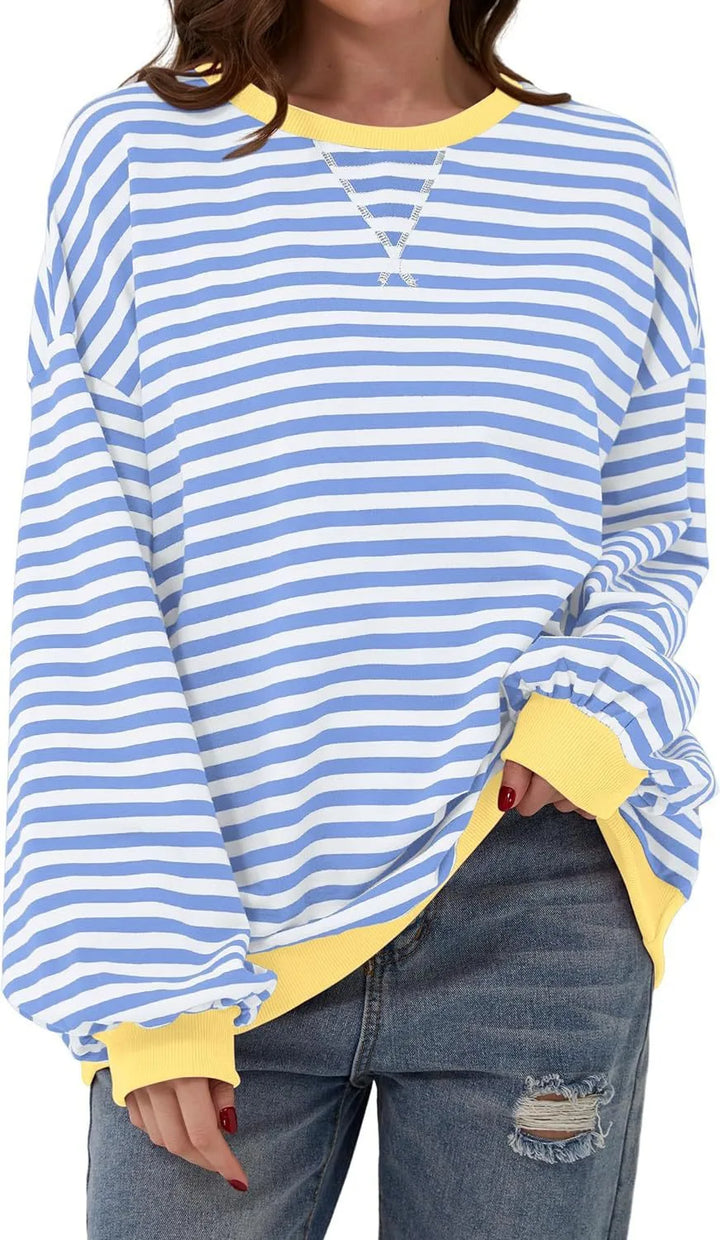 Celia | Women's Oversized Sweatshirt  - Size:XS;Color:Sky Blue