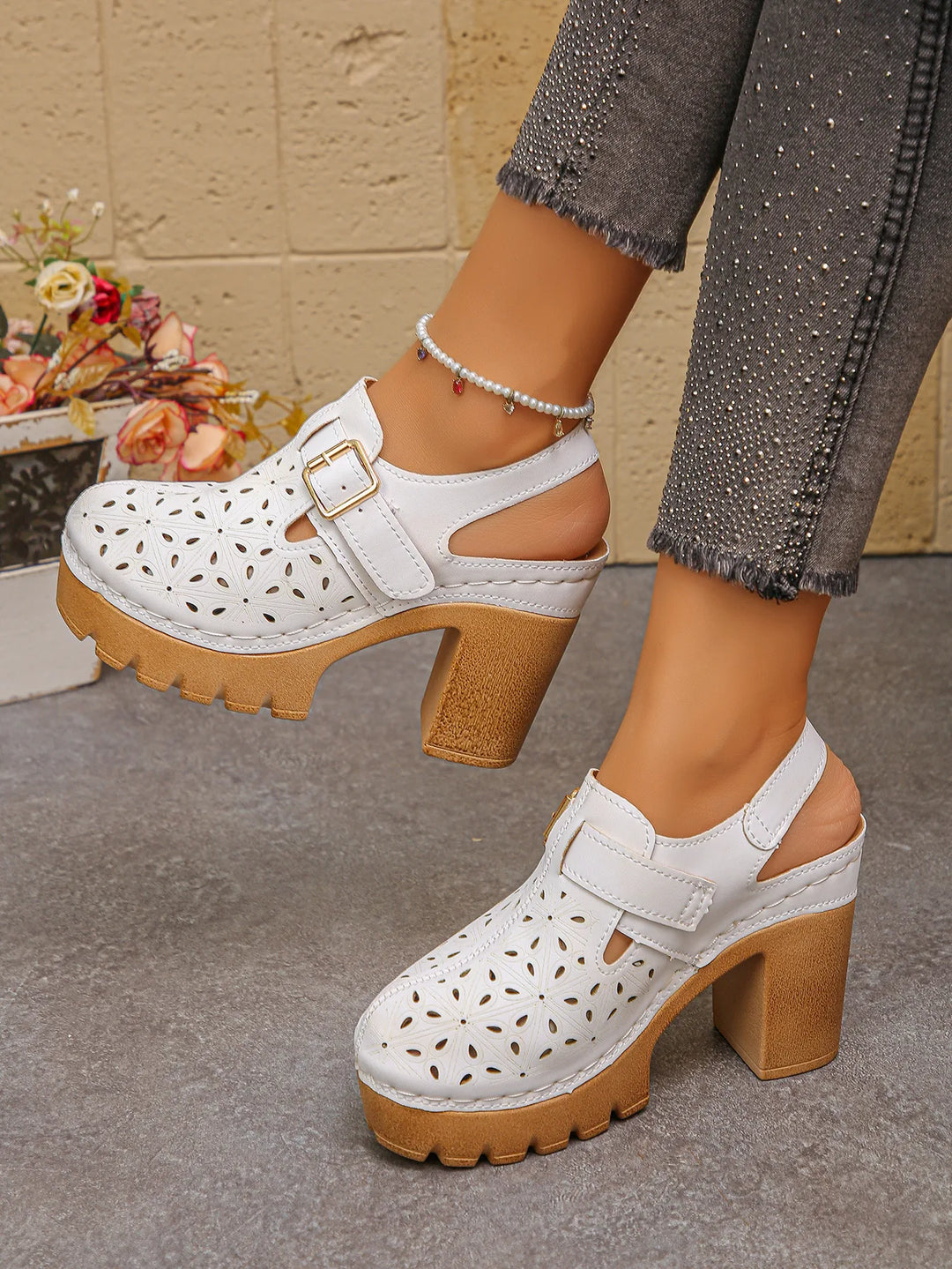 Clara | Women's Orthopedic Platform Clogs - White
