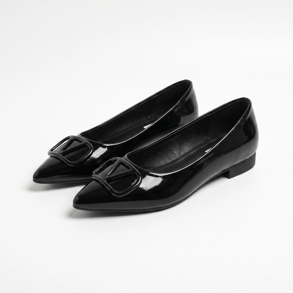Esme V-Buckle Patent Flats - Color:Black;Size:35