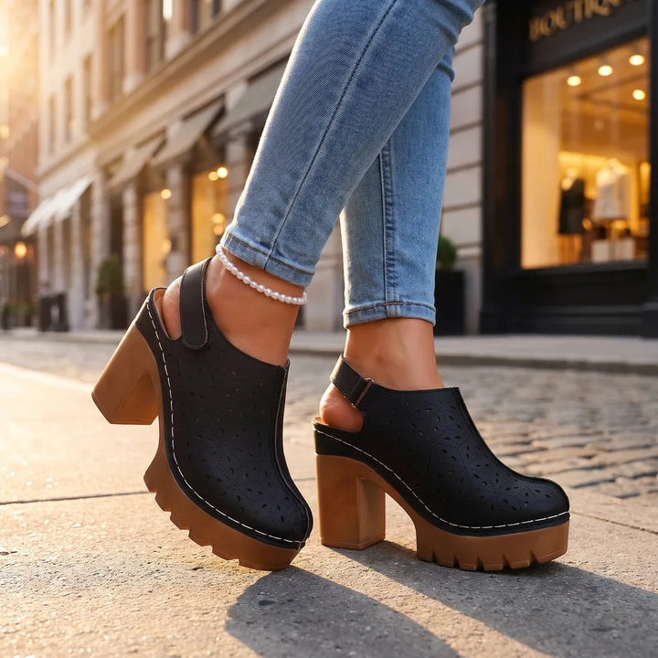 Ezra Vintage Clog Heels - Color:Black;Size:36