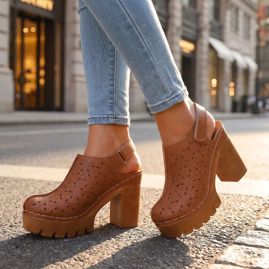 Ezra Vintage Clog Heels - Color:Brown;Size:36