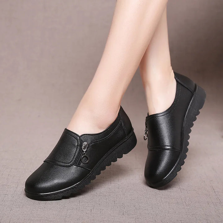 Giselle Classic Flats - Color:Black;Size:35