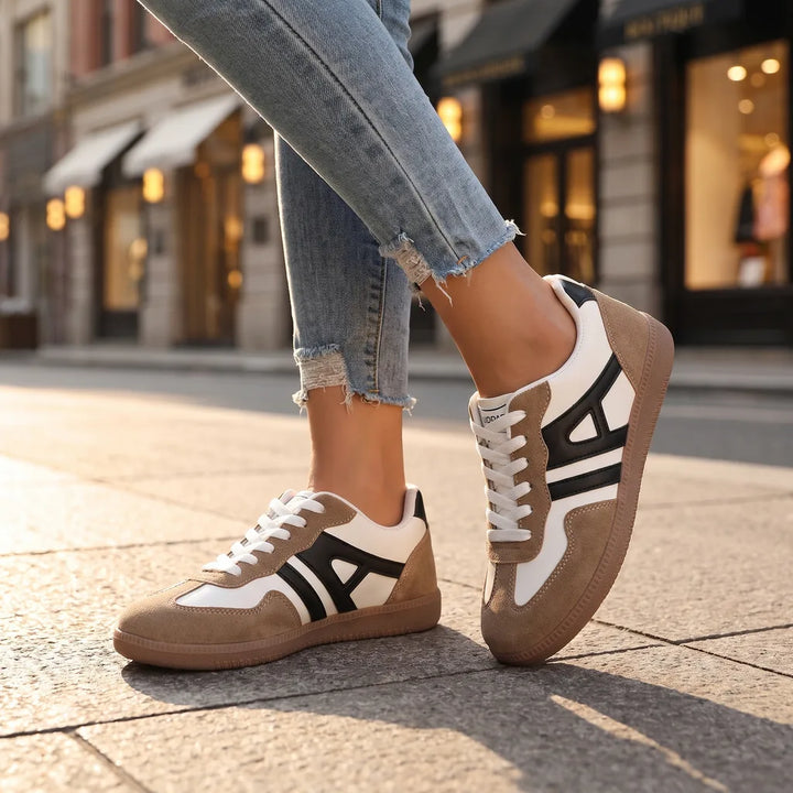 Isla Low Top Sneakers - Color:Black;Size:36