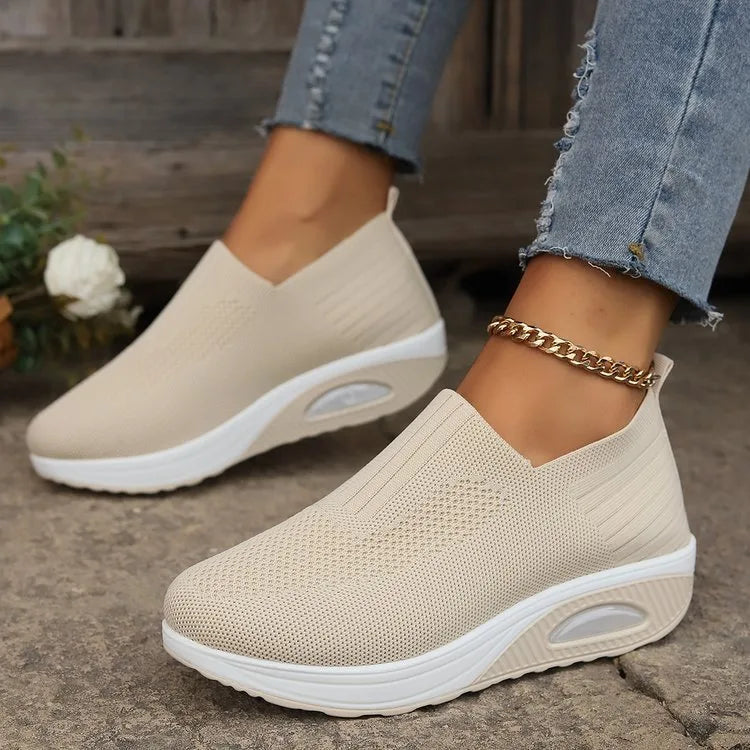 Kelly | Women's Cushioned Orthopedic Sneakers  - Color:Beige;Size:36