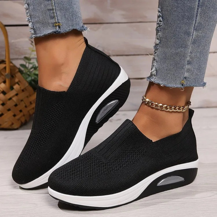 Kelly | Women's Cushioned Orthopedic Sneakers  - Color:Black;Size:36