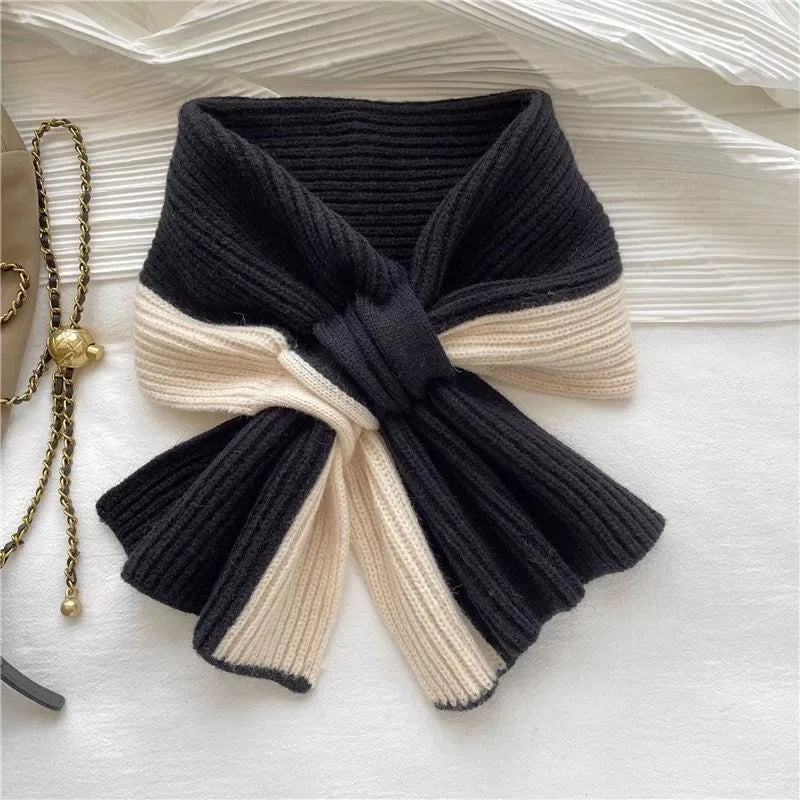 Velma | Women's Short Knit Scarf - Color:Black