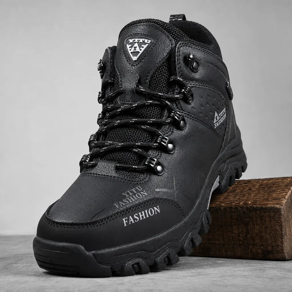 Warner High-Top Hiking Boots - Color:Black;Size:39