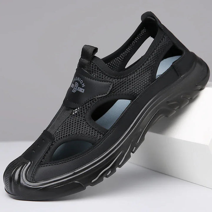 Wesley Outdoor Comfort Sandals - Color:Classic Black;Size:38
